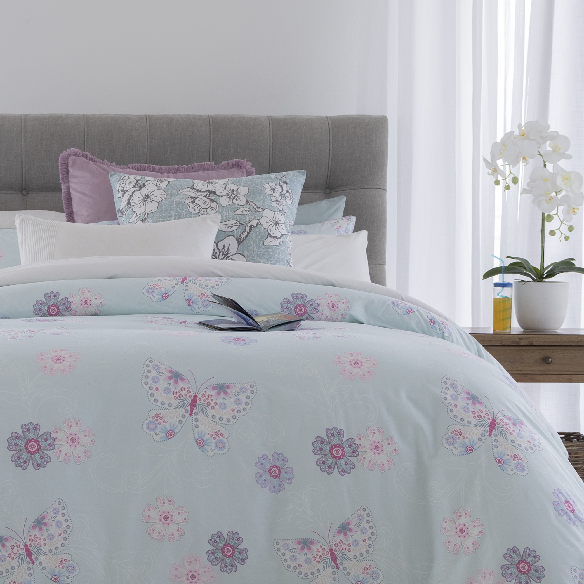 JULIA DUCK EGG DUVET COVER SET Volpes
